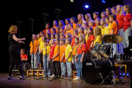 Srečanje otroških in mladinskih pevskih zborov, Naše pesmi naj donijo (12)